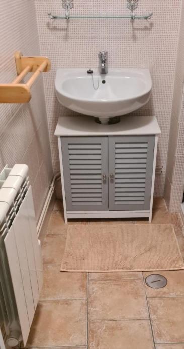 4 Rue Guy De Maupassant Apartment Valmont  Bagian luar foto